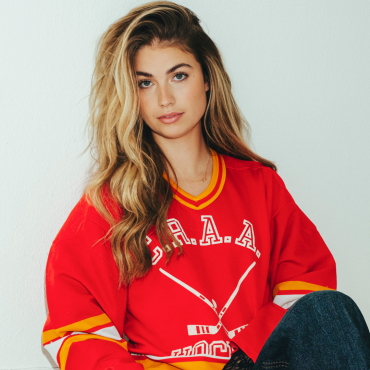 Roxy Dekker – GO BESTFRIEND